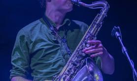 Saxophone lessons / Cours de saxophone / Saxofoonles