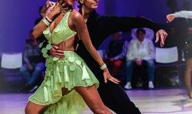 Viatcheslav et Thanique - Couple de danseurs  de danses latines et standards