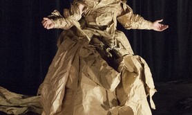 Stage de théâtre physique et manipulation d'objets