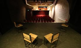Salle de théâtre - L'improviste