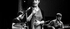Alexandra Moldovan - Singing, vocal technique and piano lessons in Brussels