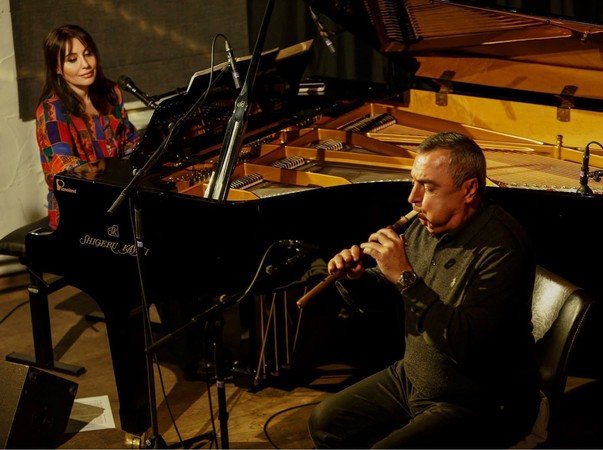 NARA NOIAN & VARDAN HOVANISSIAN ‘Oriental Express