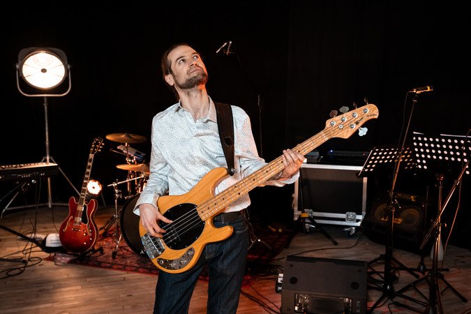Alex | Cours de basse | Bruxelles