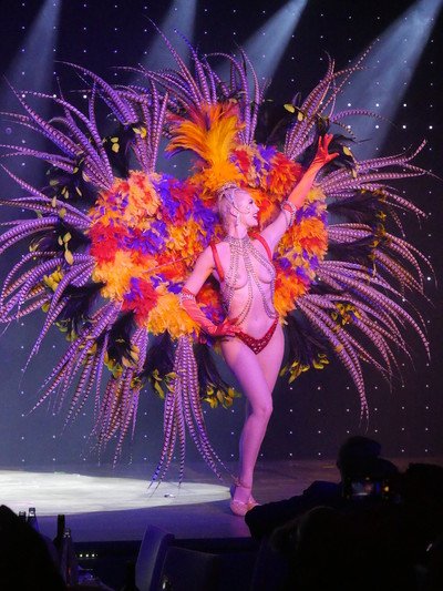 DIVA'S ENTERTAINMENT - REVUE / CABARET / MUSIC-HALL