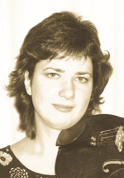 Maja | Cours de violon, alto, piano et solfège | Bruxelles