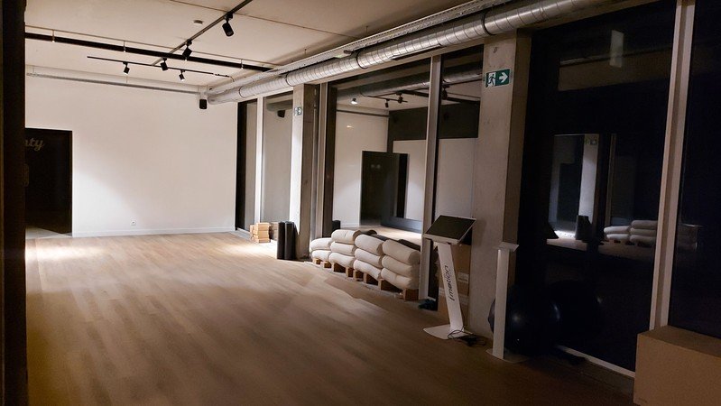 Salle de sport et yoga d'une superficie de 45 m² à louer