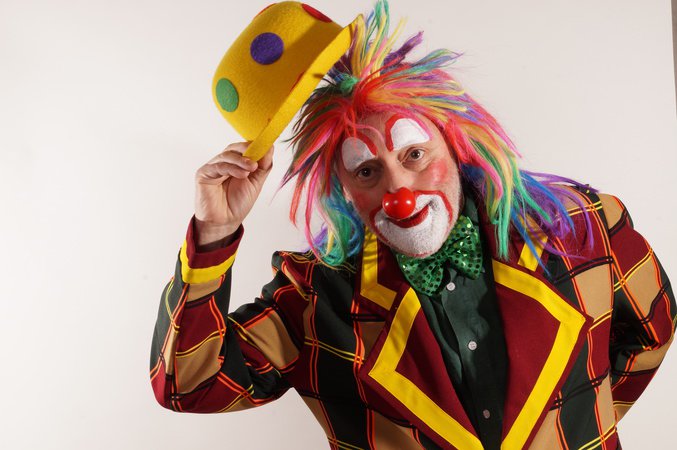 cocoetbello - spectacle de magie, clown, sculpteur de ballons ,ventriloque