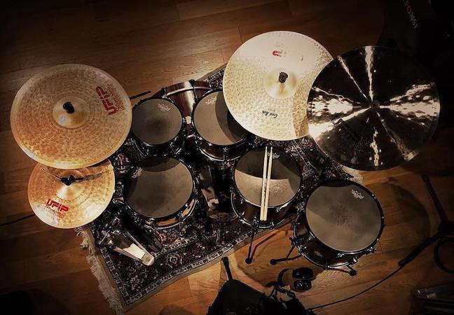 DrumsnGroove | Cours de batterie | Mons