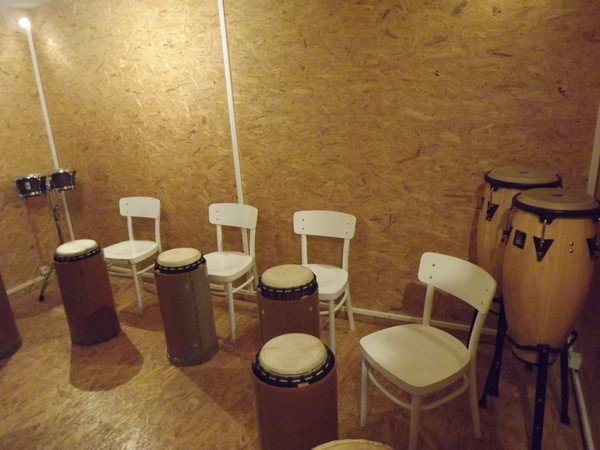 Les faits du bruit | Ateliers de djembé et percussions | Basècles