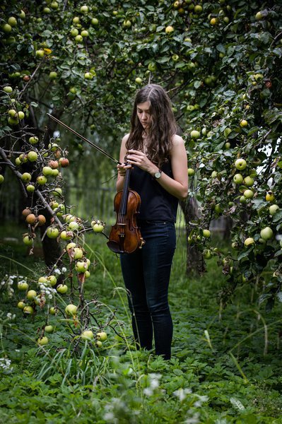 Egle Venslovaityte - Violin solo for your event - marriage