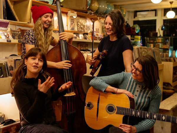 JAZZ MANOUCHE WITH PISTACHE GROUP