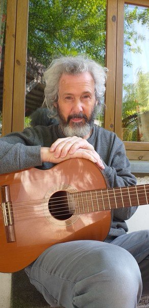 Michel Van Heuverzwijn | Cours de guitare | Gilly