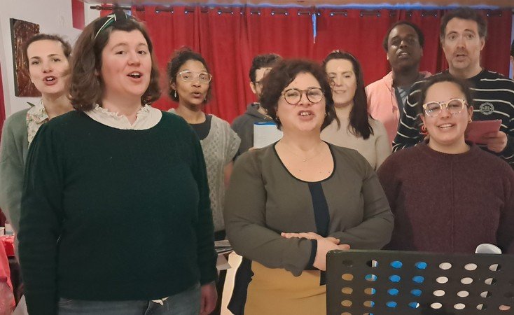 Françoise Akis - Cours de Chant pour adultes en matinée 