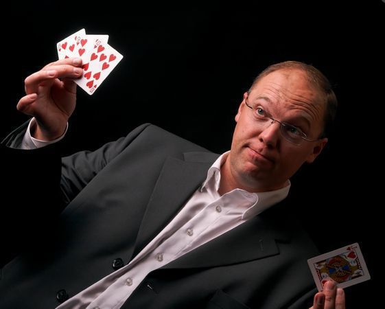 Philippe Noël - Un magicien pour animer vos soirées, banquets et cocktails.