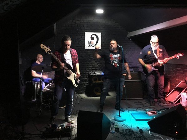 KEYRAWZEN - Un groupe de musiciens à vous couper le souffle