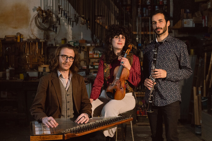 DIYAR DIYAR MUSIQUES DE TAVERNES, DU MEYHANE AU CAFÉ AMAN