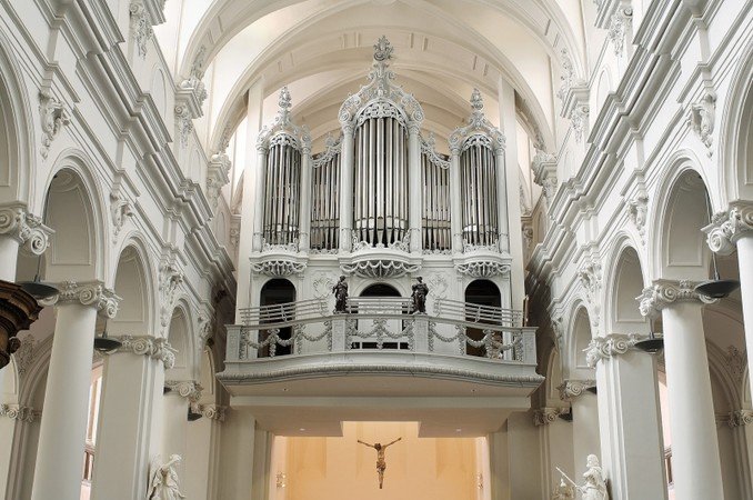 Visite guidée de l’orgue de la Collégiale St-Barthélemy